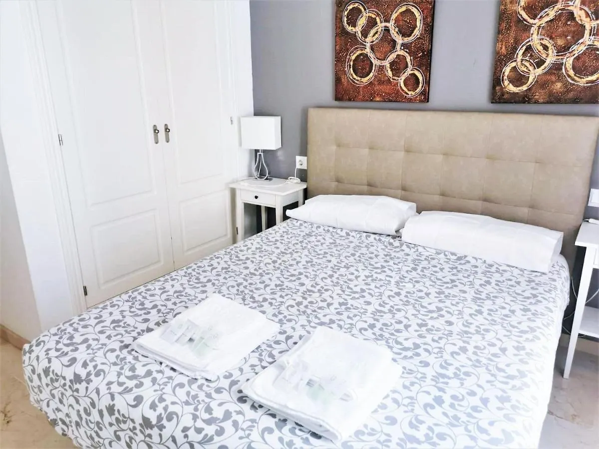 Snug Holiday Home Right In The Center Of M Laga Málaga Spanien